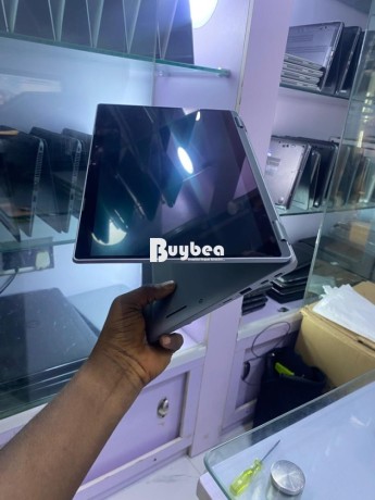 dell-latitude-5330-2-in-1-big-1